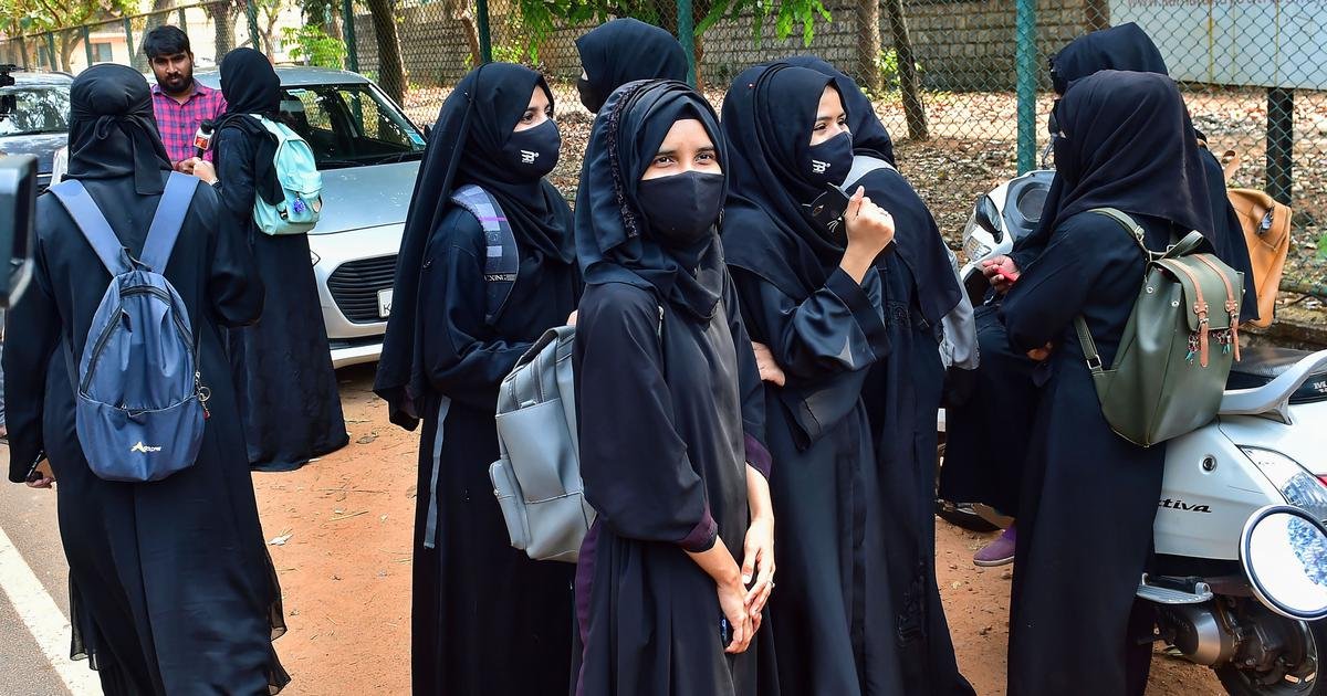 मुस्लिम छात्रा की स्कूल में हिजाब पहनने की याचिका खारिज, इलाहाबाद हाईकोर्ट का बड़ा फैसला