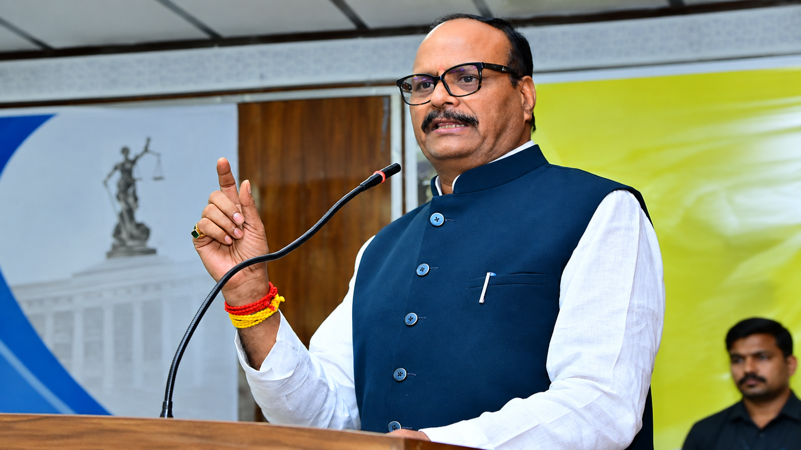 हिंदी पखवाड़ा समापन पर ब्रजेश पाठक का संदेश, बोले- न्यायपालिका में बढ़े राजभाषा हिंदी का प्रयोग