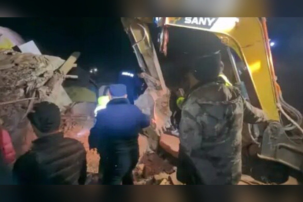 तिब्बत में 7.0 तीव्रता के भूकंप से भारी तबाही, 16 लोगों की गई जान, 65 घायल ,सैकड़ों मकान ढहे